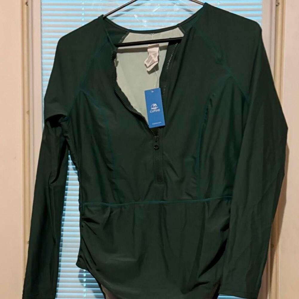 Cupshe rashguard green long sleeve